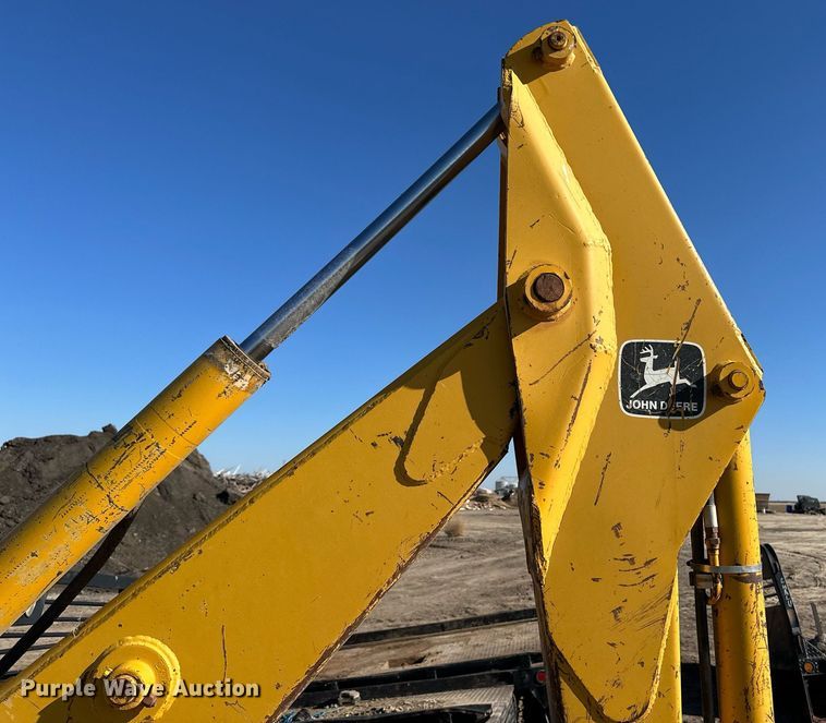image for item ER8382 John Deere backhoe attachment