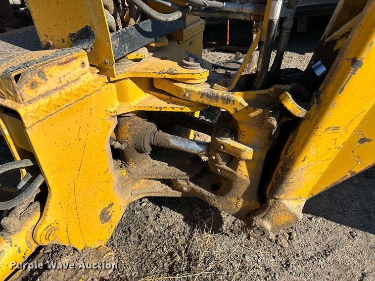 image for item ER8382 John Deere backhoe attachment