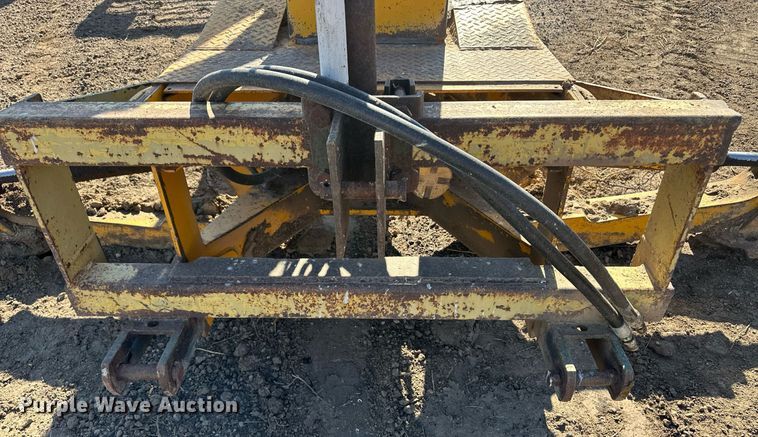 image for item ER8382 John Deere backhoe attachment