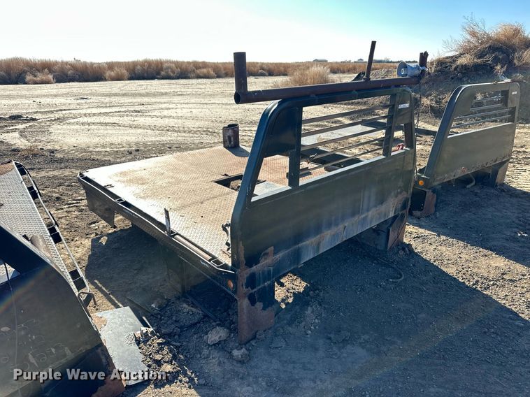 image for item ER8384 Flatbed
