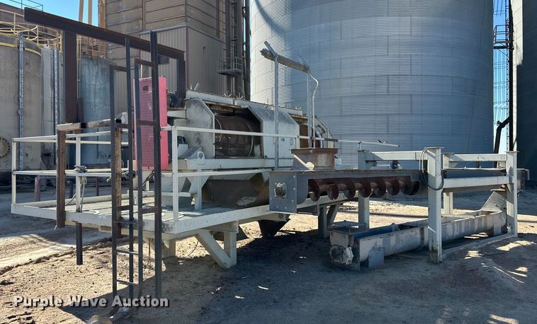 image for item ER8391 Corn seed cleaner