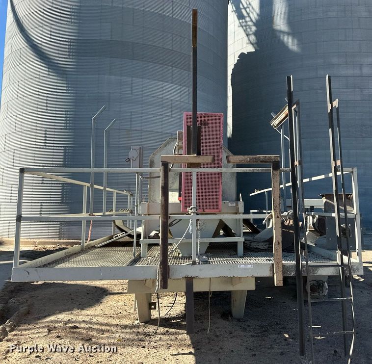 image for item ER8391 Corn seed cleaner