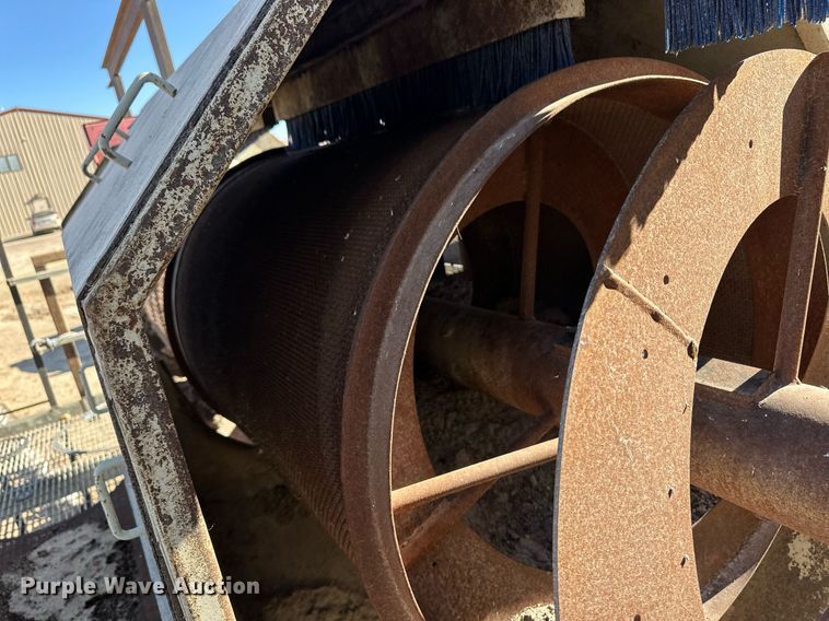 image for item ER8391 Corn seed cleaner