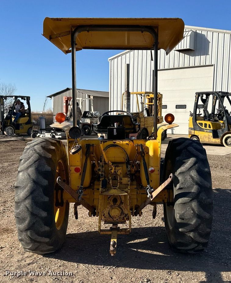 image for item ER8514 1991 Case IH 495 tractor