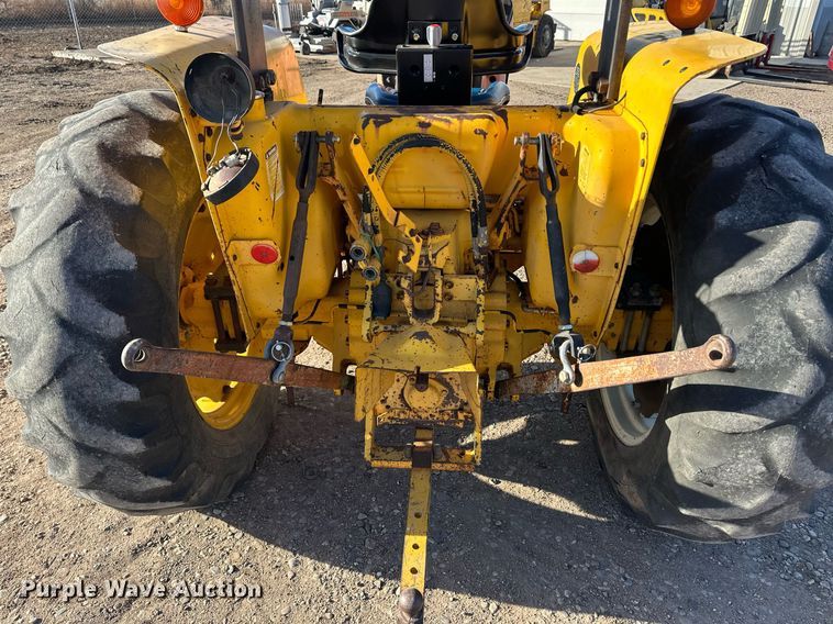 image for item ER8514 1991 Case IH 495 tractor