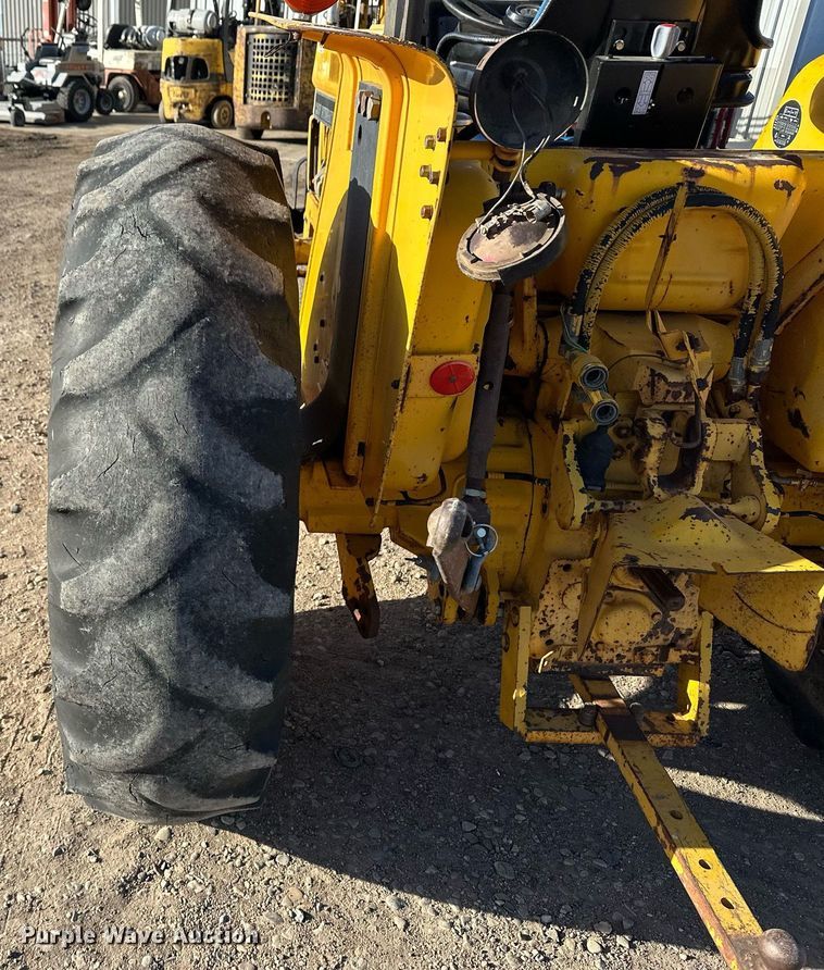 image for item ER8514 1991 Case IH 495 tractor