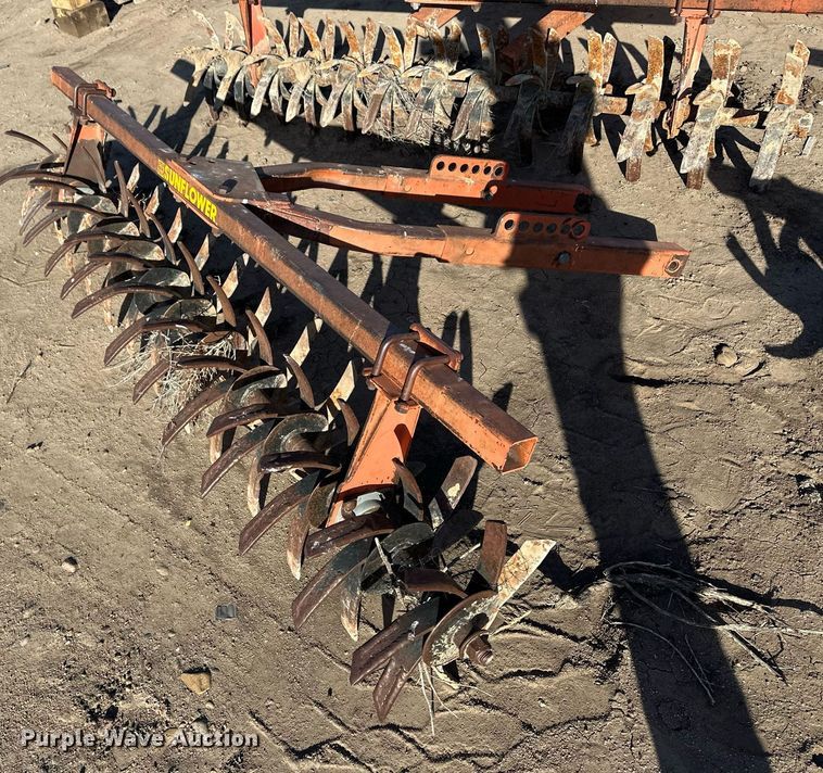 image for item ER8517 (7) Sunflower treader attachments