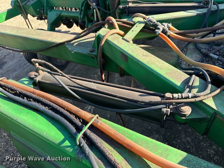 image for item ER8529 Great Plains Solid Stand 30 grain drill