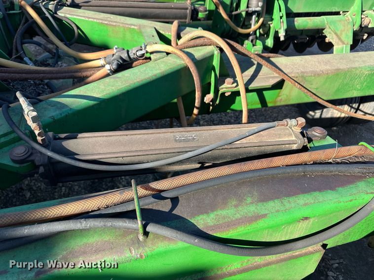 image for item ER8529 Great Plains Solid Stand 30 grain drill