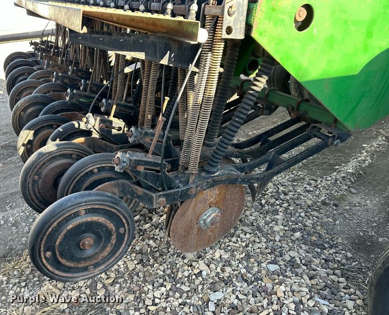 image for item ER8529 Great Plains Solid Stand 30 grain drill