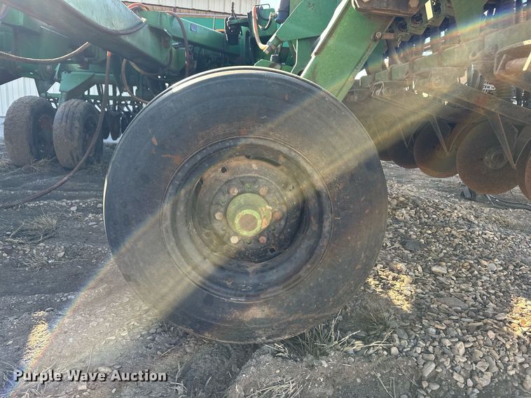 image for item ER8529 Great Plains Solid Stand 30 grain drill