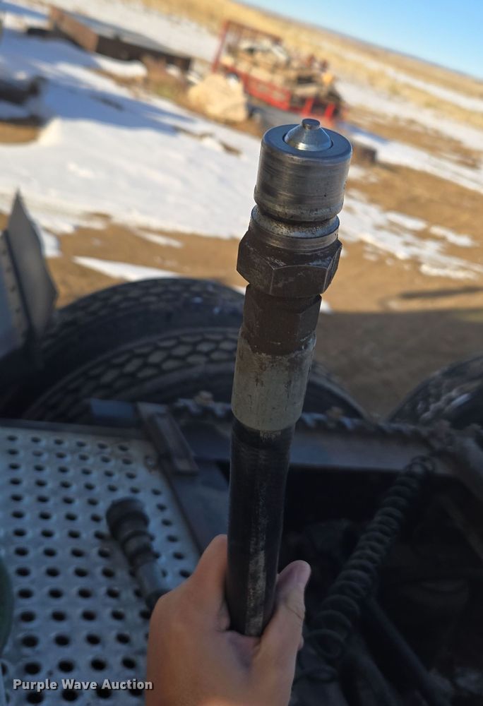 image for item DT7020 2011 International Prostar Premium truck