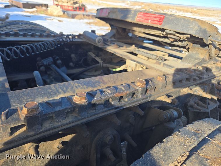 image for item DT7020 2011 International Prostar Premium truck