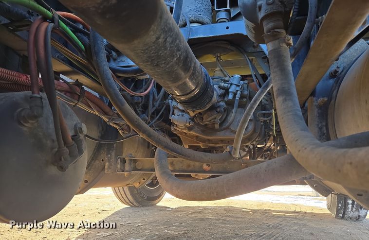 image for item DT7020 2011 International Prostar Premium truck