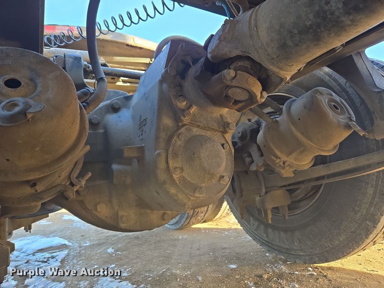 image for item DT7020 2011 International Prostar Premium truck