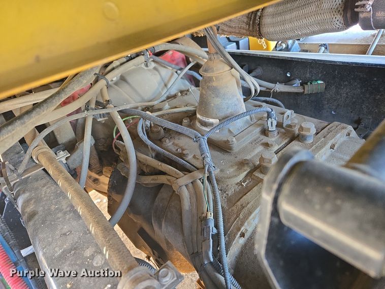 image for item DT7020 2011 International Prostar Premium truck