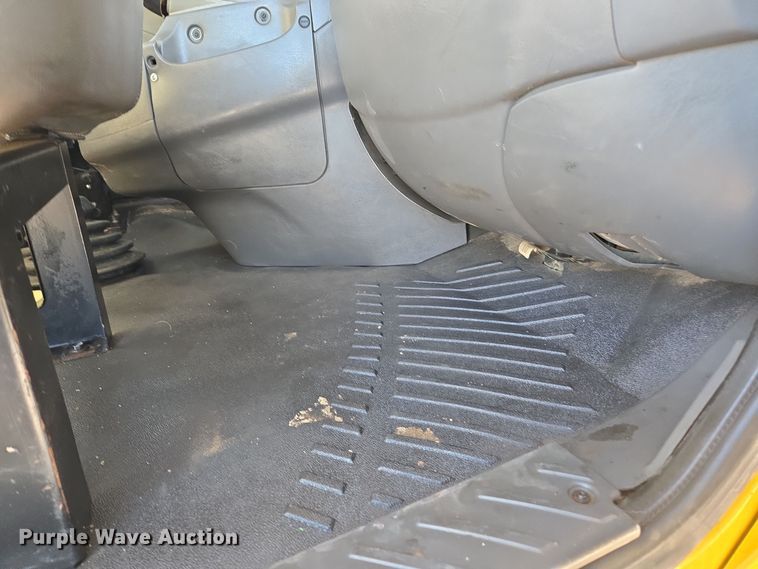 image for item DT7020 2011 International Prostar Premium truck