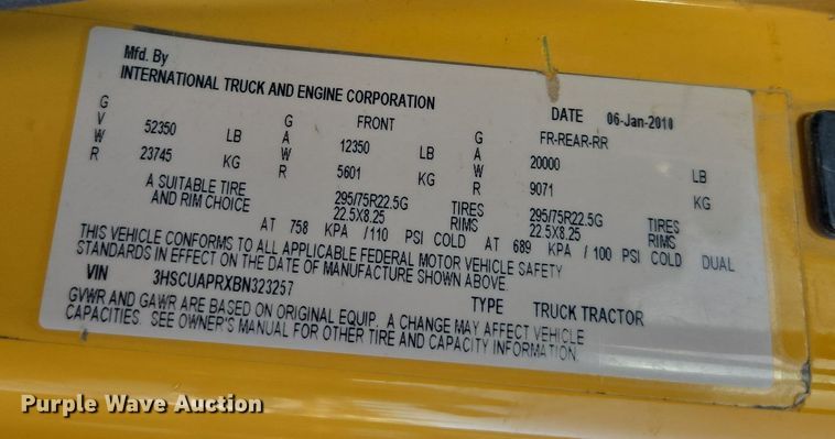image for item DT7020 2011 International Prostar Premium truck