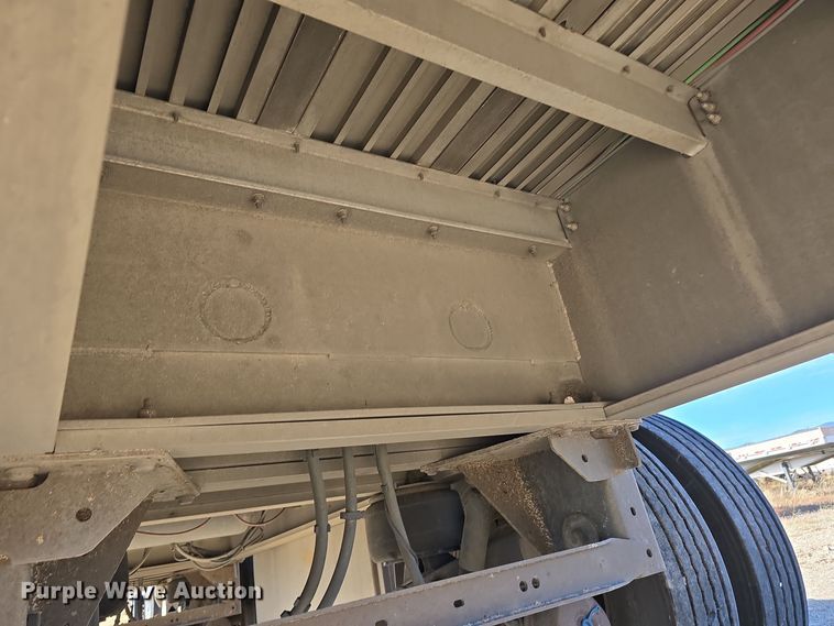 image for item DV0000 2016 Wilson Trailer Sales Inc. AF-1080 flatbed trailer