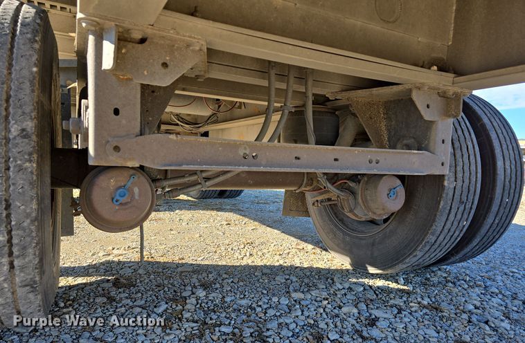 image for item DV0000 2016 Wilson Trailer Sales Inc. AF-1080 flatbed trailer