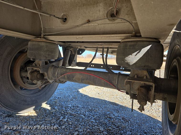 image for item DV0000 2016 Wilson Trailer Sales Inc. AF-1080 flatbed trailer