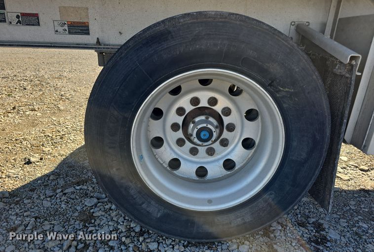 image for item DV0000 2016 Wilson Trailer Sales Inc. AF-1080 flatbed trailer