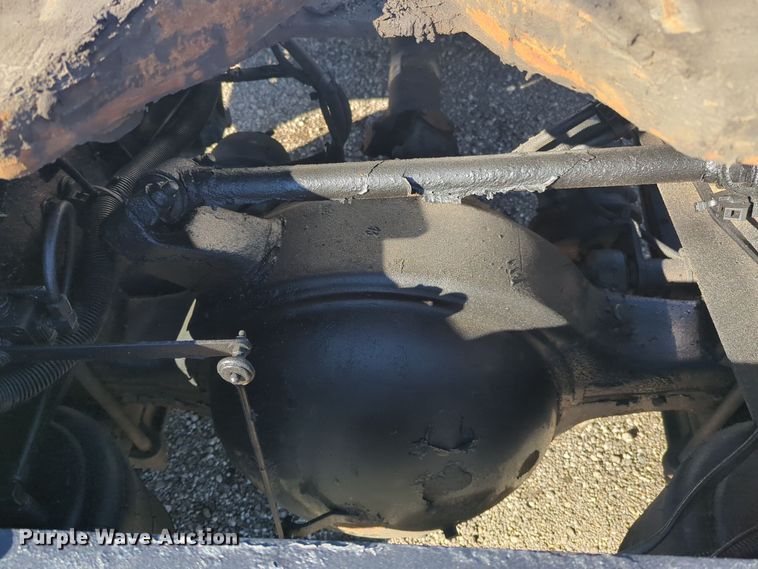 image for item EG2266 2002 Freightliner Century Class ST semi truck