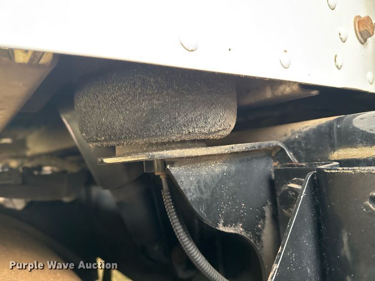 image for item EG2331 2013 Kenworth T660 semi truck