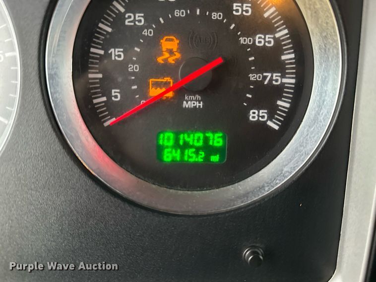 image for item EG2331 2013 Kenworth T660 semi truck