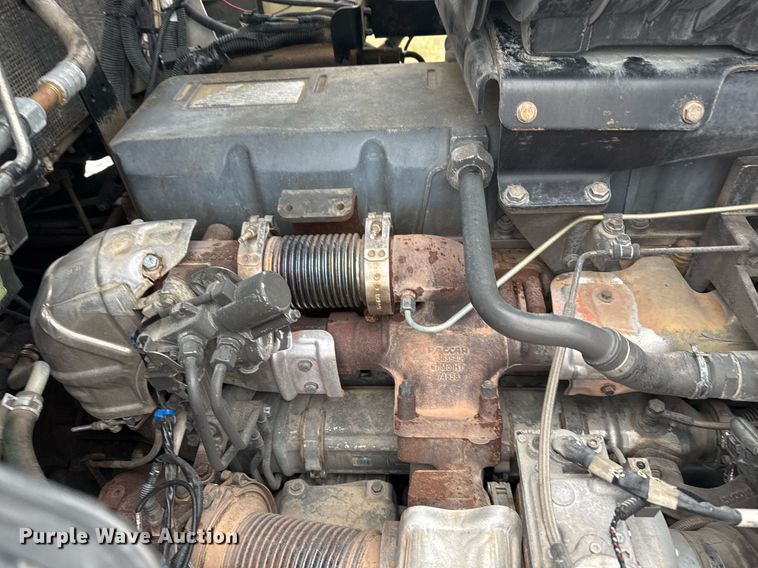 image for item EG2331 2013 Kenworth T660 semi truck