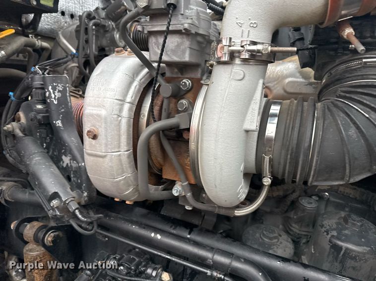 image for item EG2331 2013 Kenworth T660 semi truck