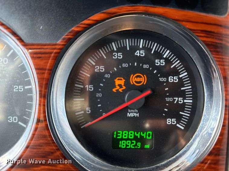 image for item EG2340 2006 Kenworth semi truck