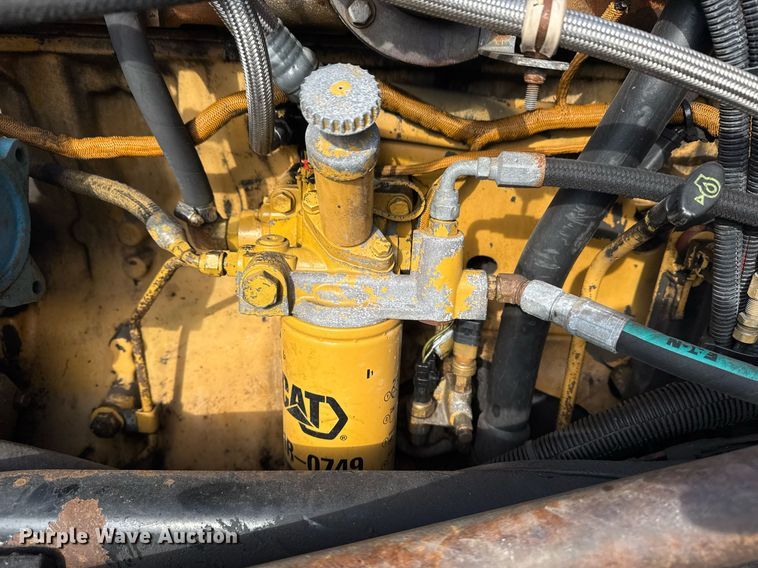 image for item EG2340 2006 Kenworth semi truck