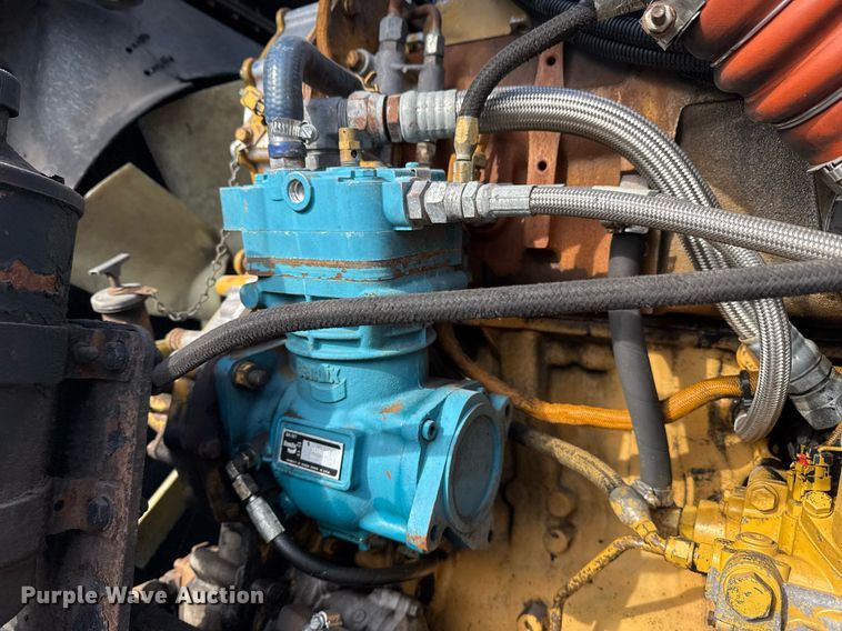 image for item EG2340 2006 Kenworth semi truck