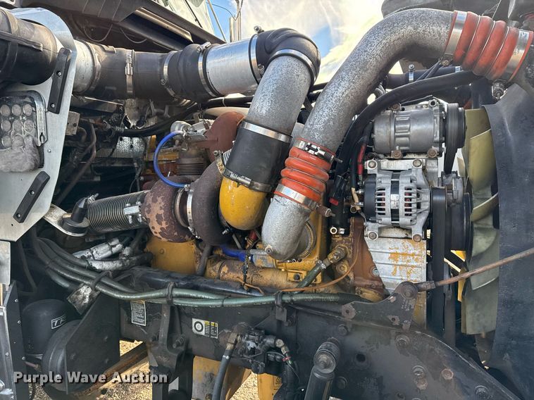 image for item EG2340 2006 Kenworth semi truck