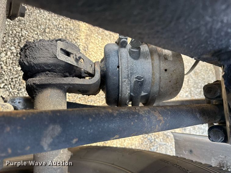 image for item EG2340 2006 Kenworth semi truck