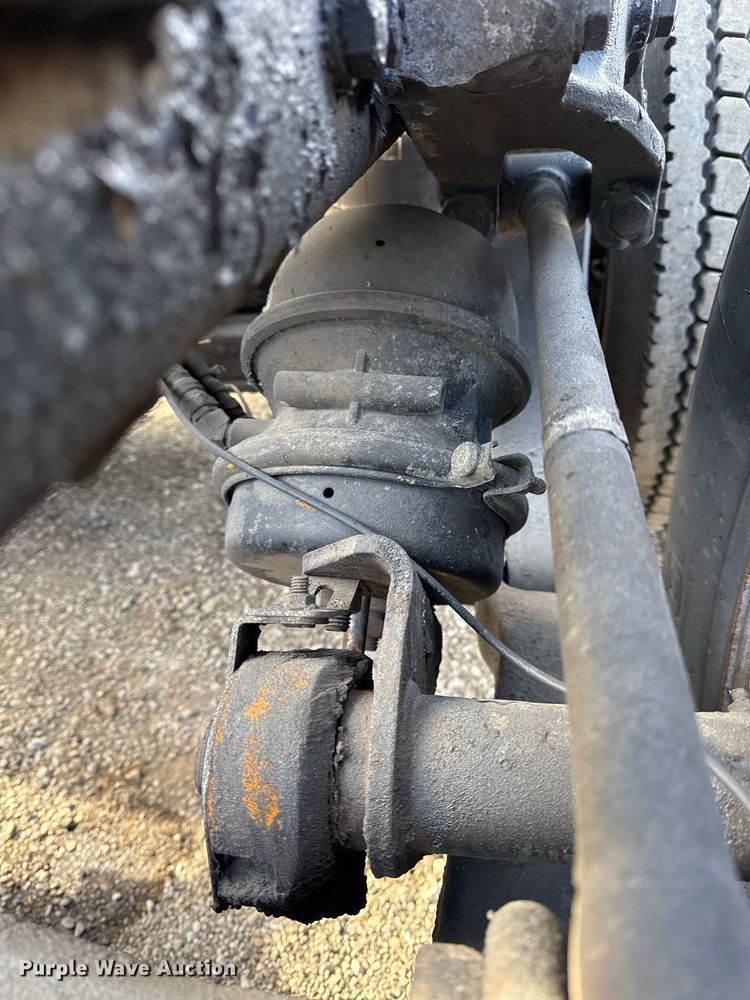 image for item EG2340 2006 Kenworth semi truck