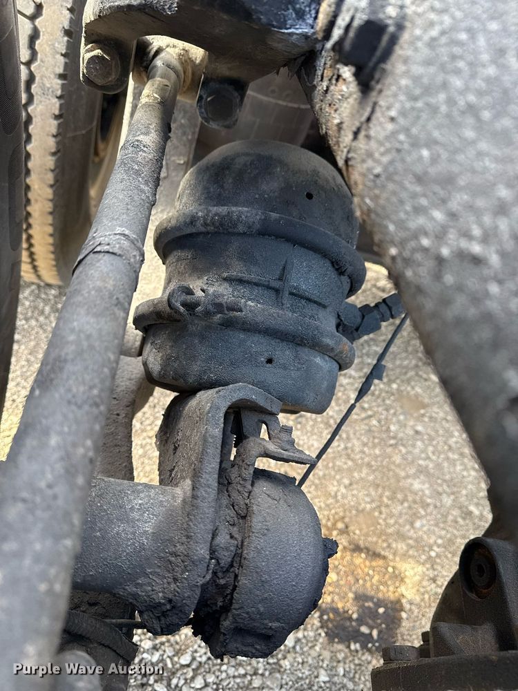 image for item EG2340 2006 Kenworth semi truck