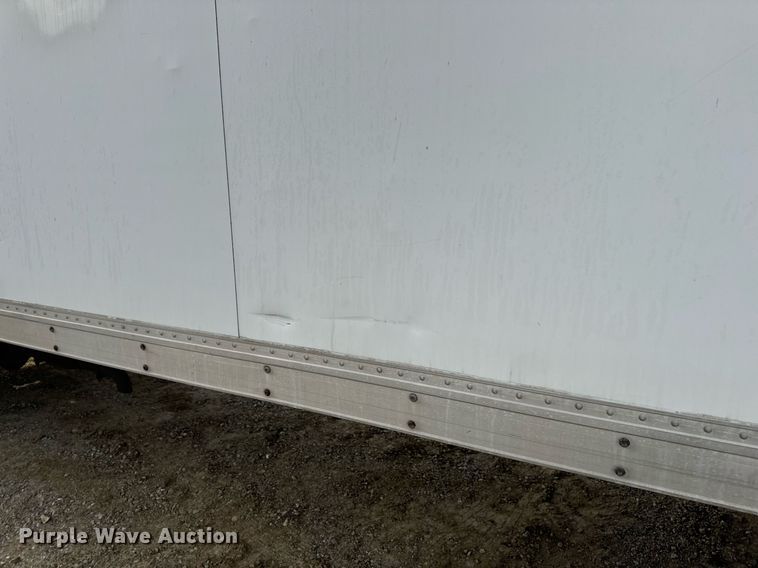 image for item EH7258 2000 Chevrolet  C6500 box truck