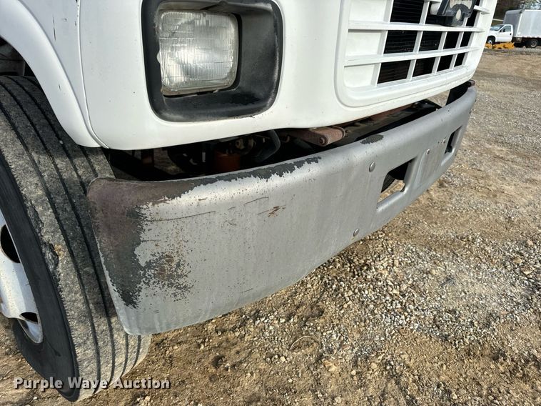 image for item EH7258 2000 Chevrolet  C6500 box truck