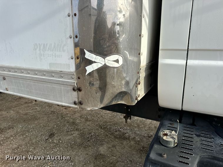 image for item EH7258 2000 Chevrolet  C6500 box truck