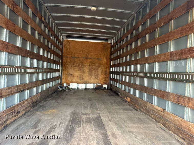 image for item EH7258 2000 Chevrolet  C6500 box truck