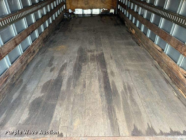 image for item EH7258 2000 Chevrolet  C6500 box truck