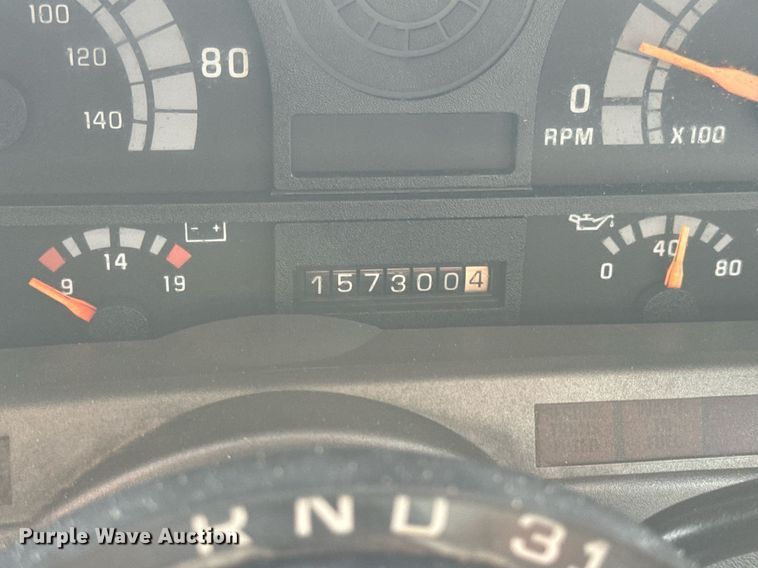 image for item EH7258 2000 Chevrolet  C6500 box truck