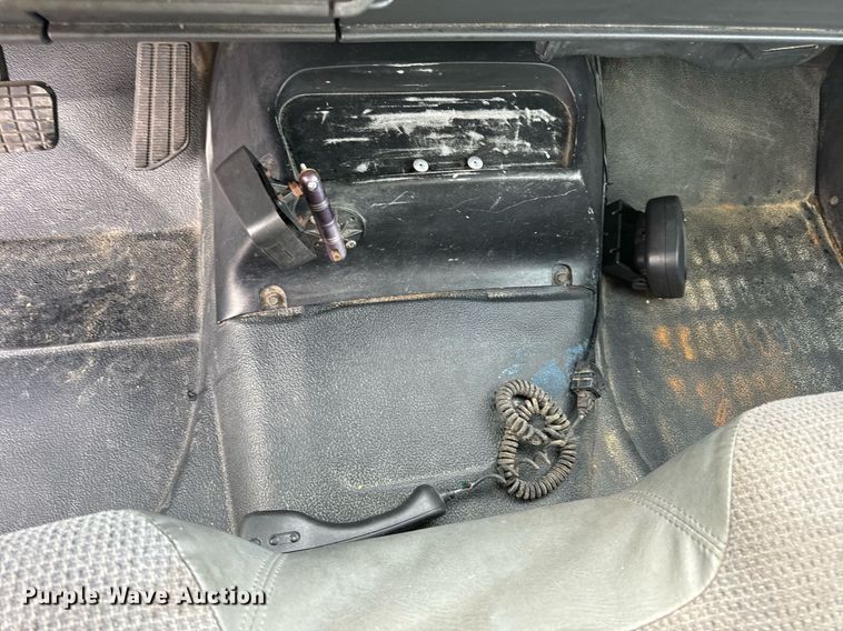 image for item EH7258 2000 Chevrolet  C6500 box truck