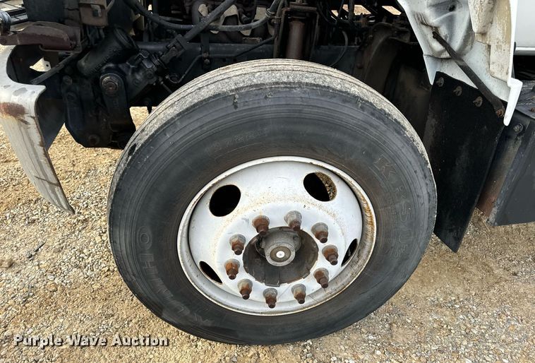 image for item EH7258 2000 Chevrolet  C6500 box truck