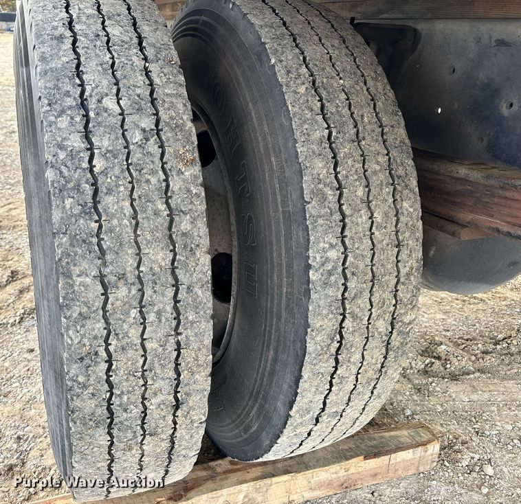 image for item EH7258 2000 Chevrolet  C6500 box truck