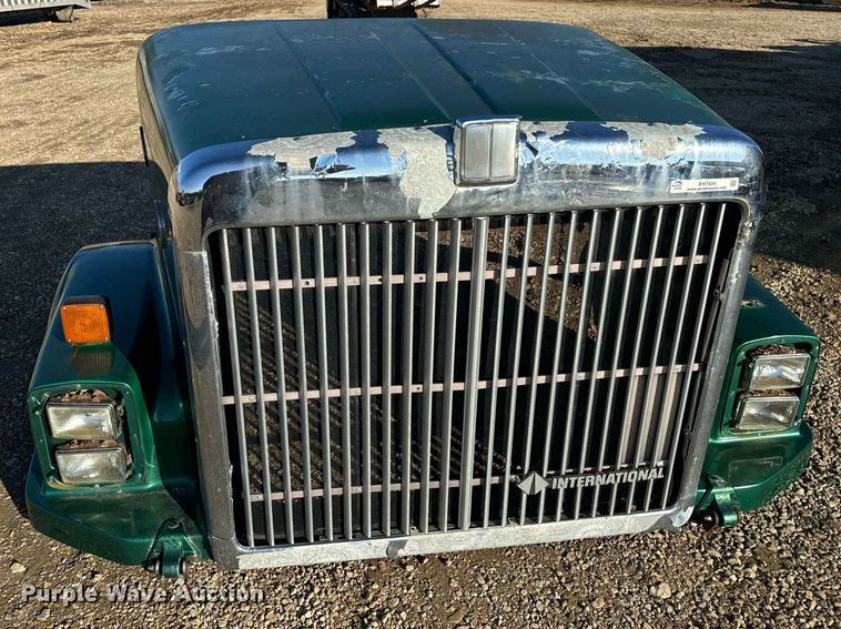 image for item EH7434 Semi truck hood