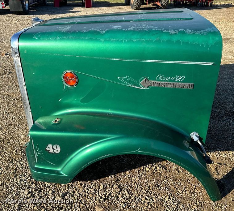 image for item EH7434 Semi truck hood