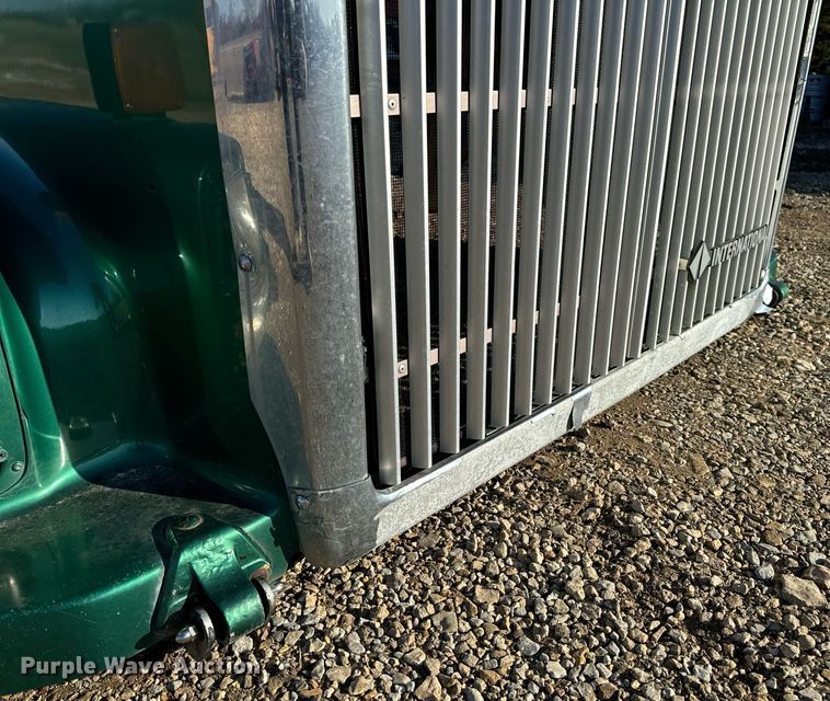 image for item EH7434 Semi truck hood